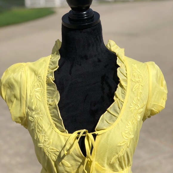 Women’s Yellow Lulumari Dress - Picture 2 of 5
